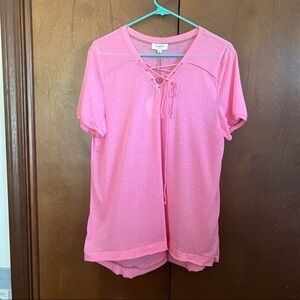 Umgee Pink Lace Up Neckline Top NWT. Lightweight Size Lg❤️